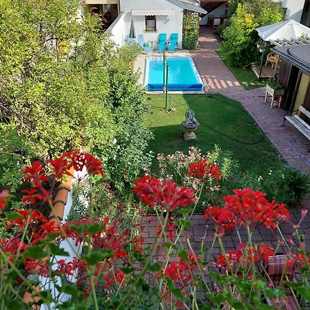 Zum Siebenschlaefer Farm stay *