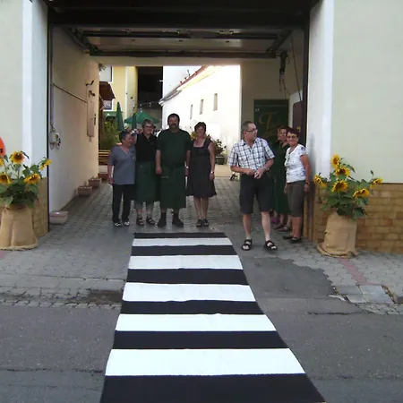 Gospodarstwo agroturystyczne Zum Siebenschlaefer Herrnbaumgarten