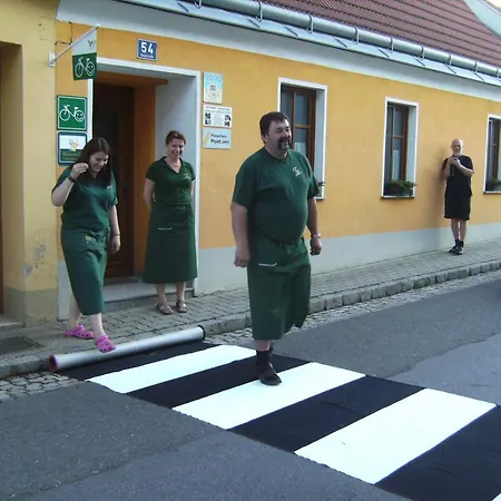 Zum Siebenschlaefer * Herrnbaumgarten